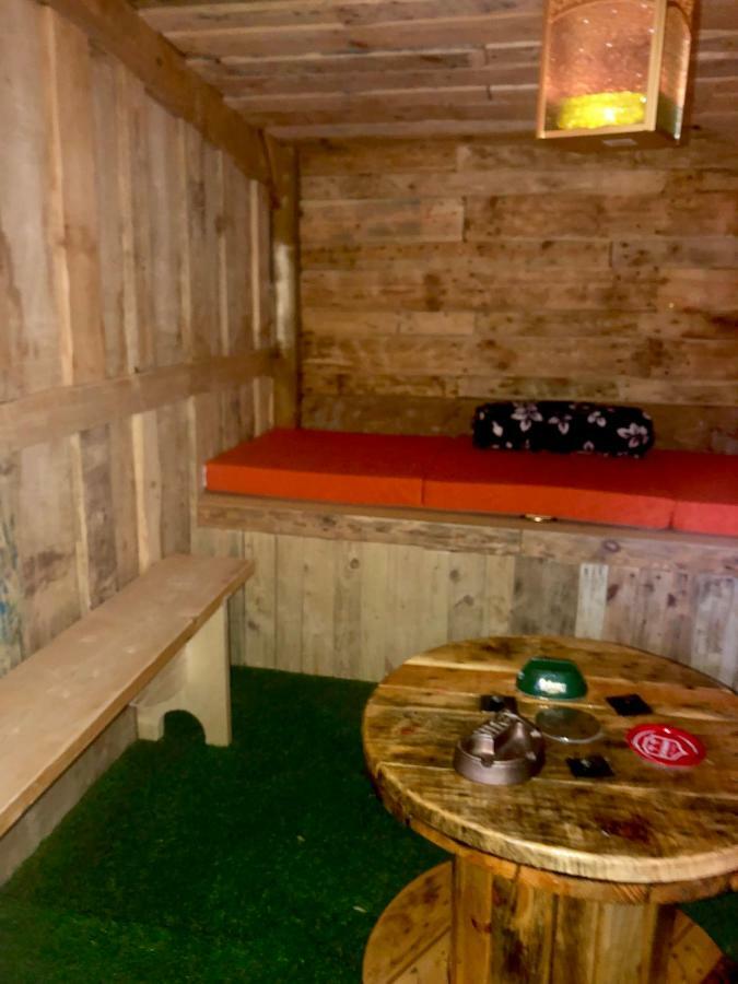Au Chalet D'Isa Havelange Екстериор снимка